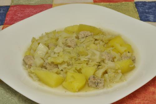 Jak uvařit vepřové v kapustě? Snadné recept, připravený za 30 - 45 minut